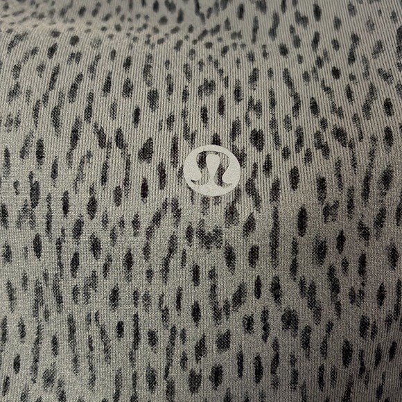 Lululemon Capris 🥰🥰 - Picture 3 of 3